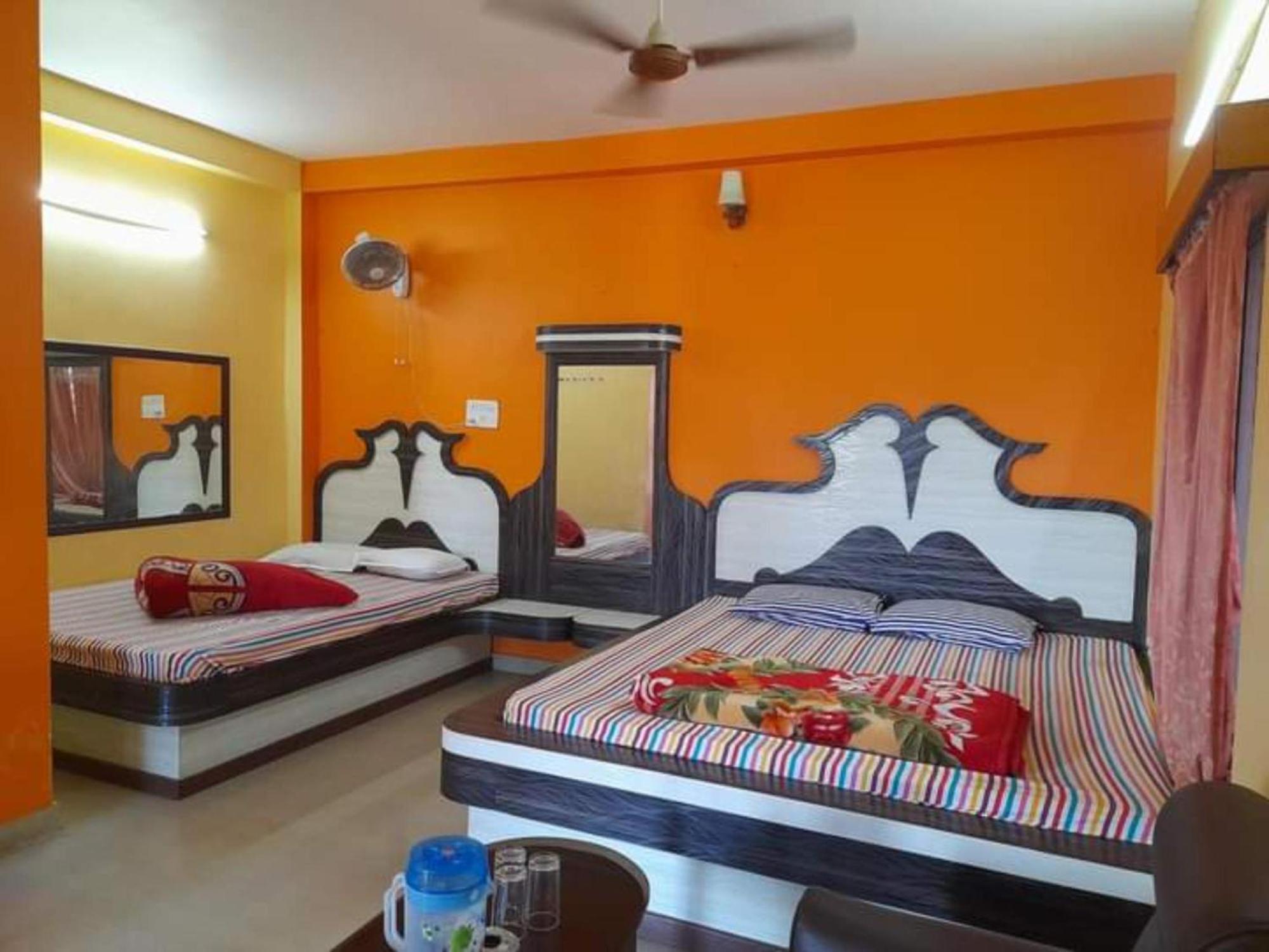 Goroomgo Indranil Digha Hotel